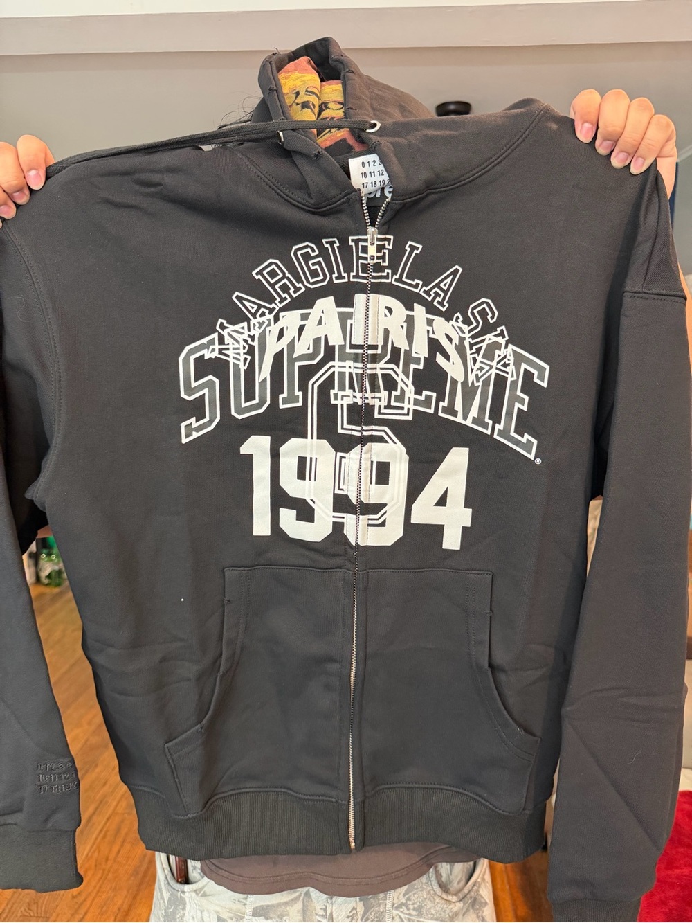 Supreme x mason margiela Black Zip-Up Hoodie with Graphics